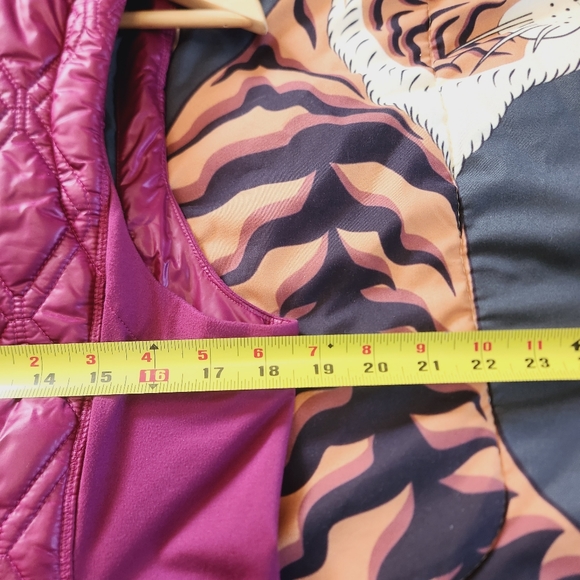 Lole Icy Vest Mulberry Quilted Sleeveless Outerwear Activewear Hiking Winter - Picture 9 of 12